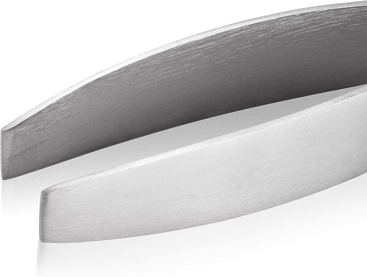 Fysell Grätenzange "Fishbone" Qualitäts Grätenpinzette - schwere Edelstahl Ausführung 13cm - Profikoch Zubehör - Fischgrätenzange Küchenpinzette Küchenzange - für Fischgräten, Federn, Huhn, Ente
Fysell Grätenzange "Fishbone" Qualitäts Grätenpinzette - schwere Edelstahl Ausführung 13cm - Profikoch Zubehör - Fischgrätenzange Küchenpinzette Küchenzange - für Fischgräten, Federn, Huhn, Ente